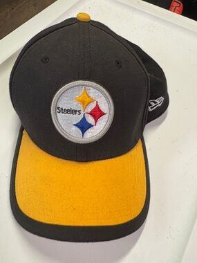 New Era Black and Gold Pittsburgh Steelers Logo Cap